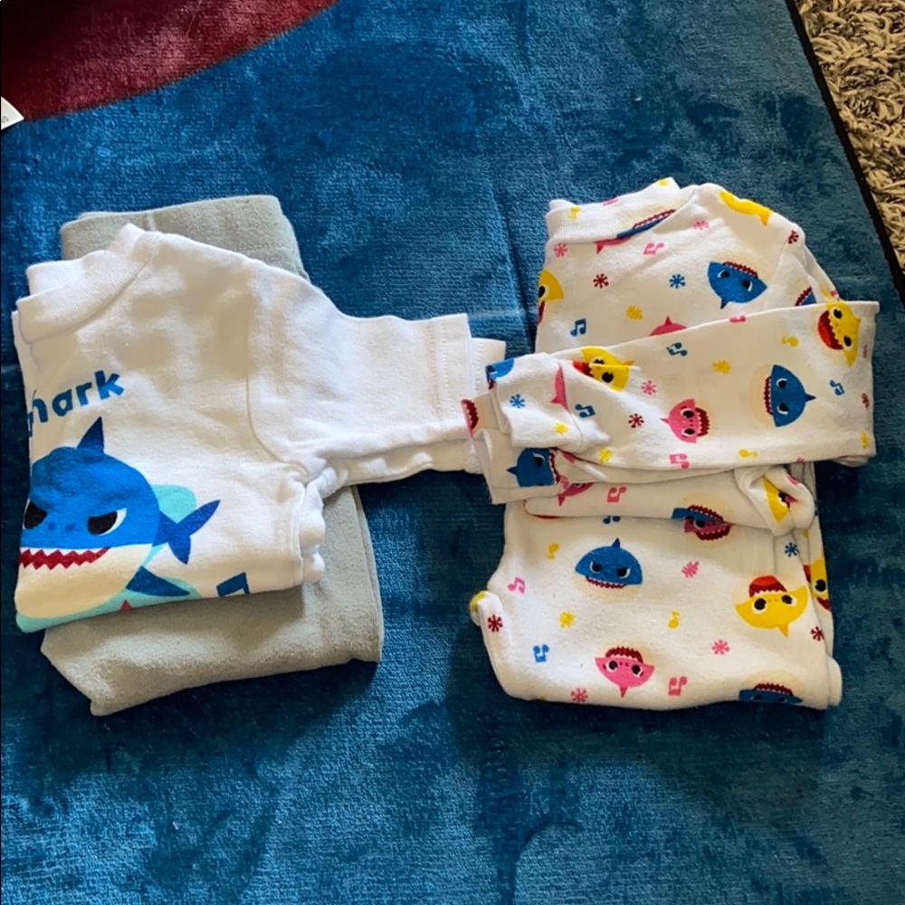 Baby Shark pajamas set